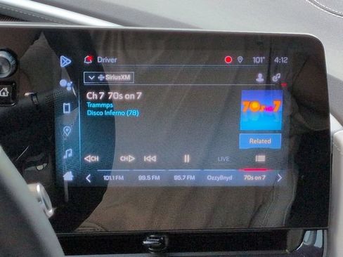 Used 2024 Chevrolet Corvette Stingray Preferred Cpe w/ Z51 Performance Package RWD image 18