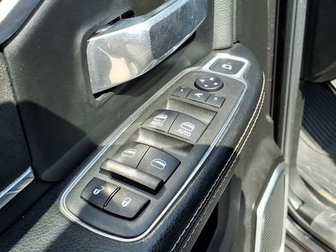 Used 2022 RAM 2500 Laramie w/ Night Edition AWD/4WD image 27