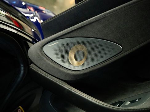 Used 2020 McLaren 600LT Spider RWD image 21