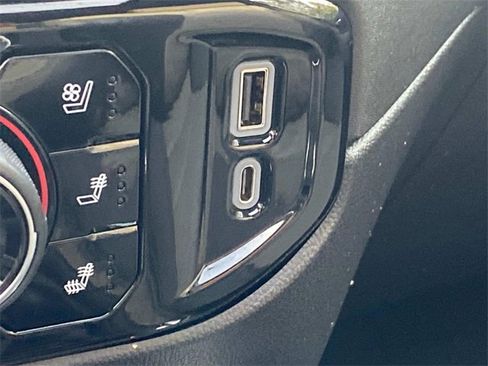 Used 2023 Chevrolet Silverado 1500 ZR2 w/ Technology Package image 26