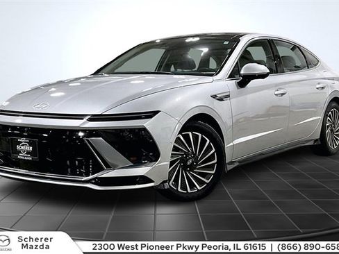 Used 2025 Hyundai Sonata Limited image 1