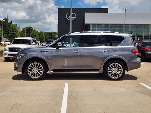 Used 2015 INFINITI QX80 2WD w/ Deluxe Technology Package image 4