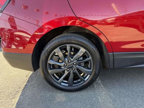 Certified 2023 Chevrolet Equinox RS image 7