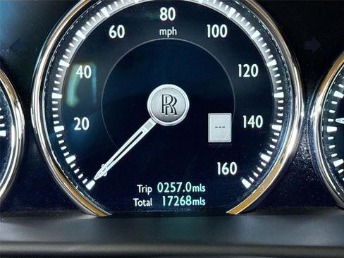 Used 2020 Rolls-Royce Cullinan image 17