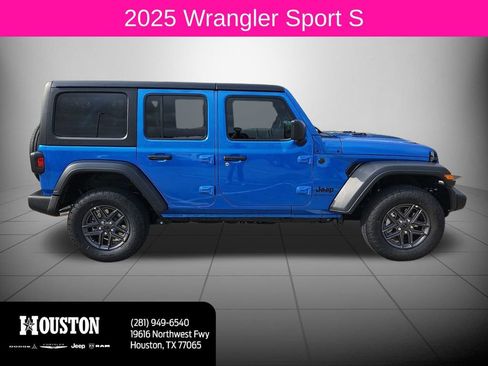 Used 2025 Jeep Wrangler Sport S image 2