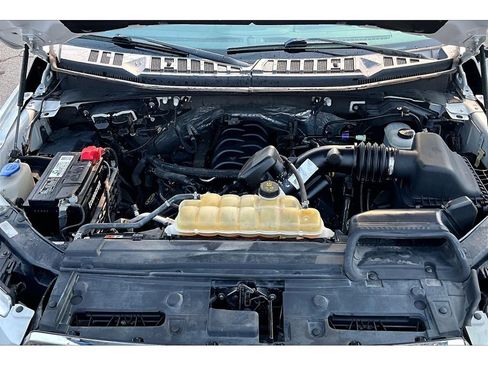 Used 2017 Ford F150 XLT AWD/4WD image 52