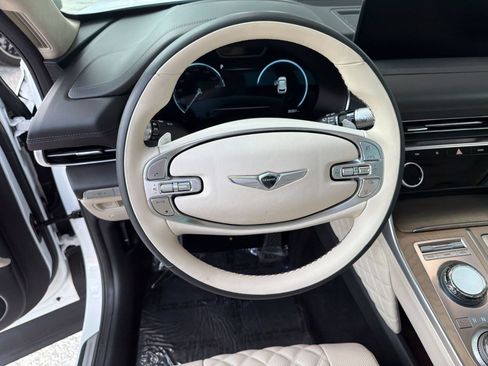 Used 2024 Genesis GV80 3.5T w/ Prestige Package AWD/4WD image 11