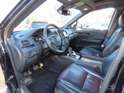 Used 2017 Honda Ridgeline Black Edition image 2