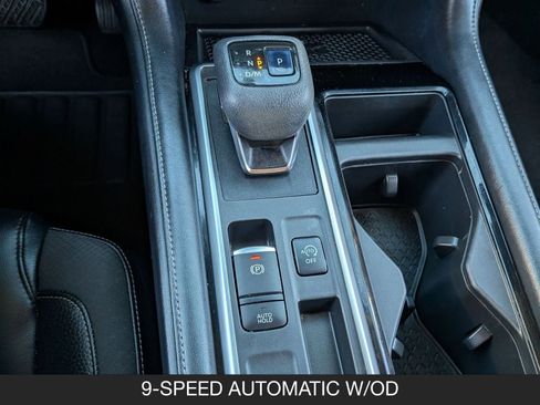 Used 2022 Nissan Pathfinder SL w/ SL Premium Package image 19