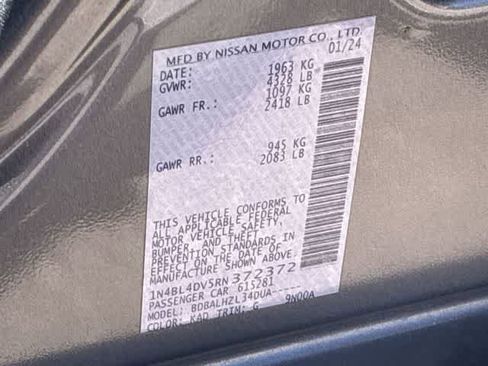 Used 2024 Nissan Altima 2.5 SV FWD image 37