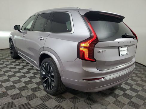 Certified 2026 Volvo XC90 B6 Plus w/ Protection Package Premier AWD/4WD image 4