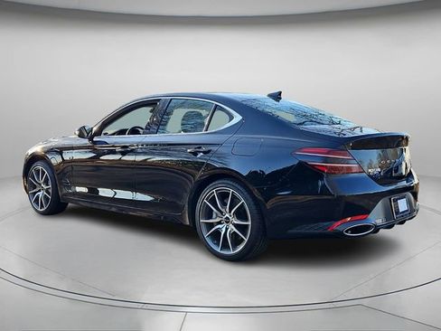Used 2025 Genesis G70 2.5T image 7