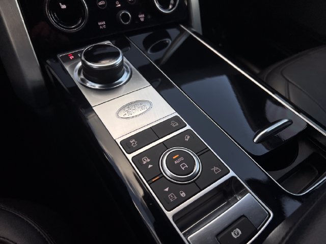 Used 2021 Land Rover Range Rover AWD/4WD image 23