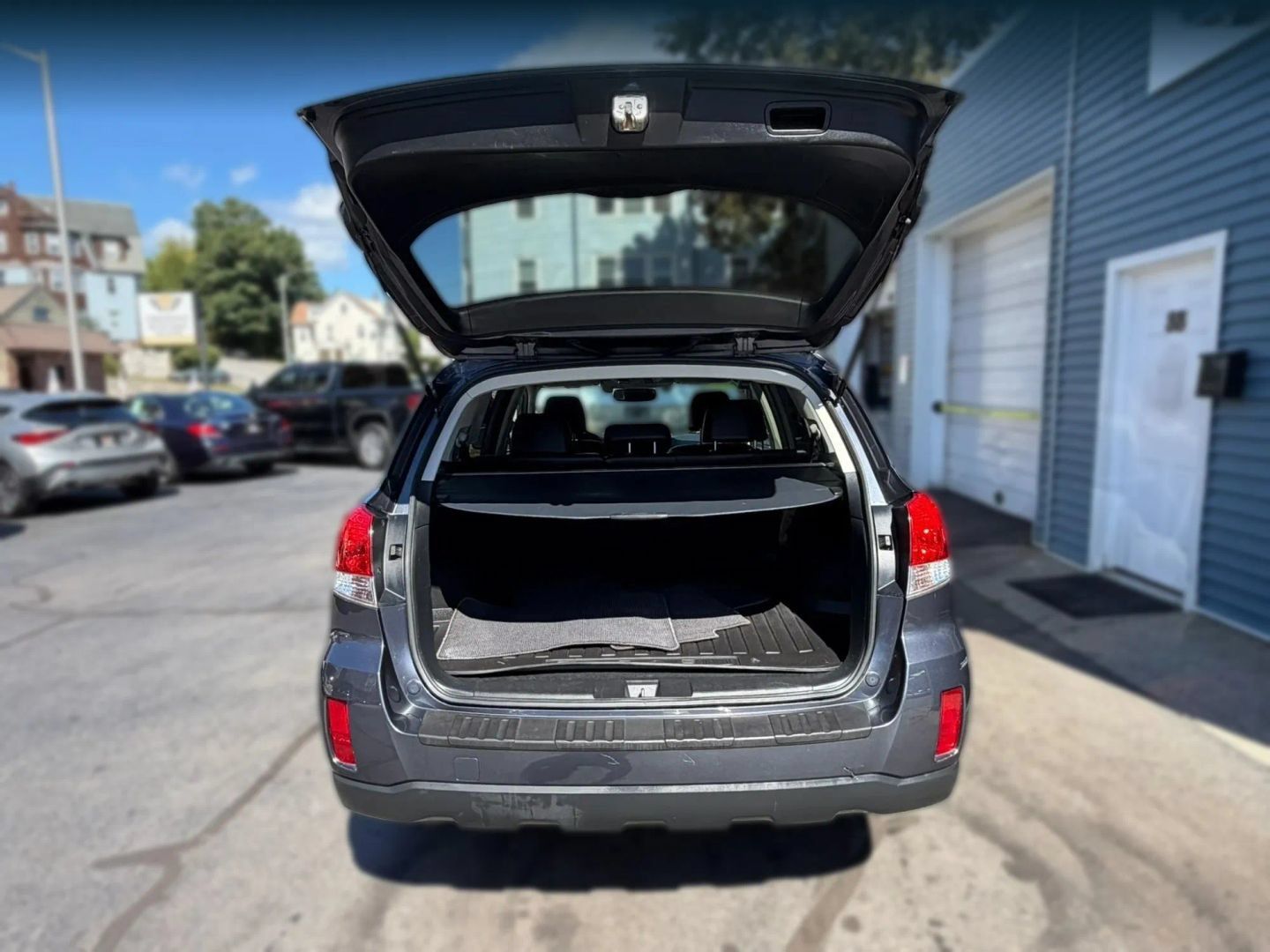 Used 2014 Subaru Outback 2.5i Limited AWD/4WD image 8