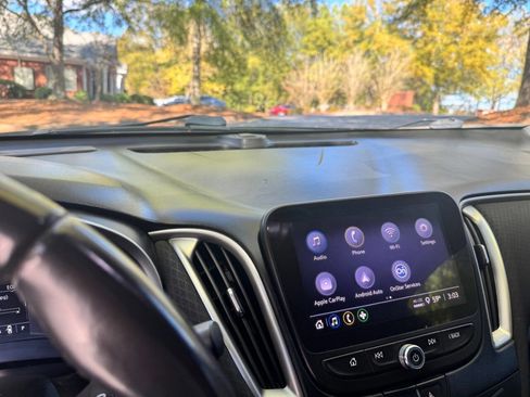 Used 2021 Chevrolet Malibu RS image 39