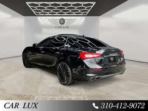 Used 2018 Maserati Ghibli image 3