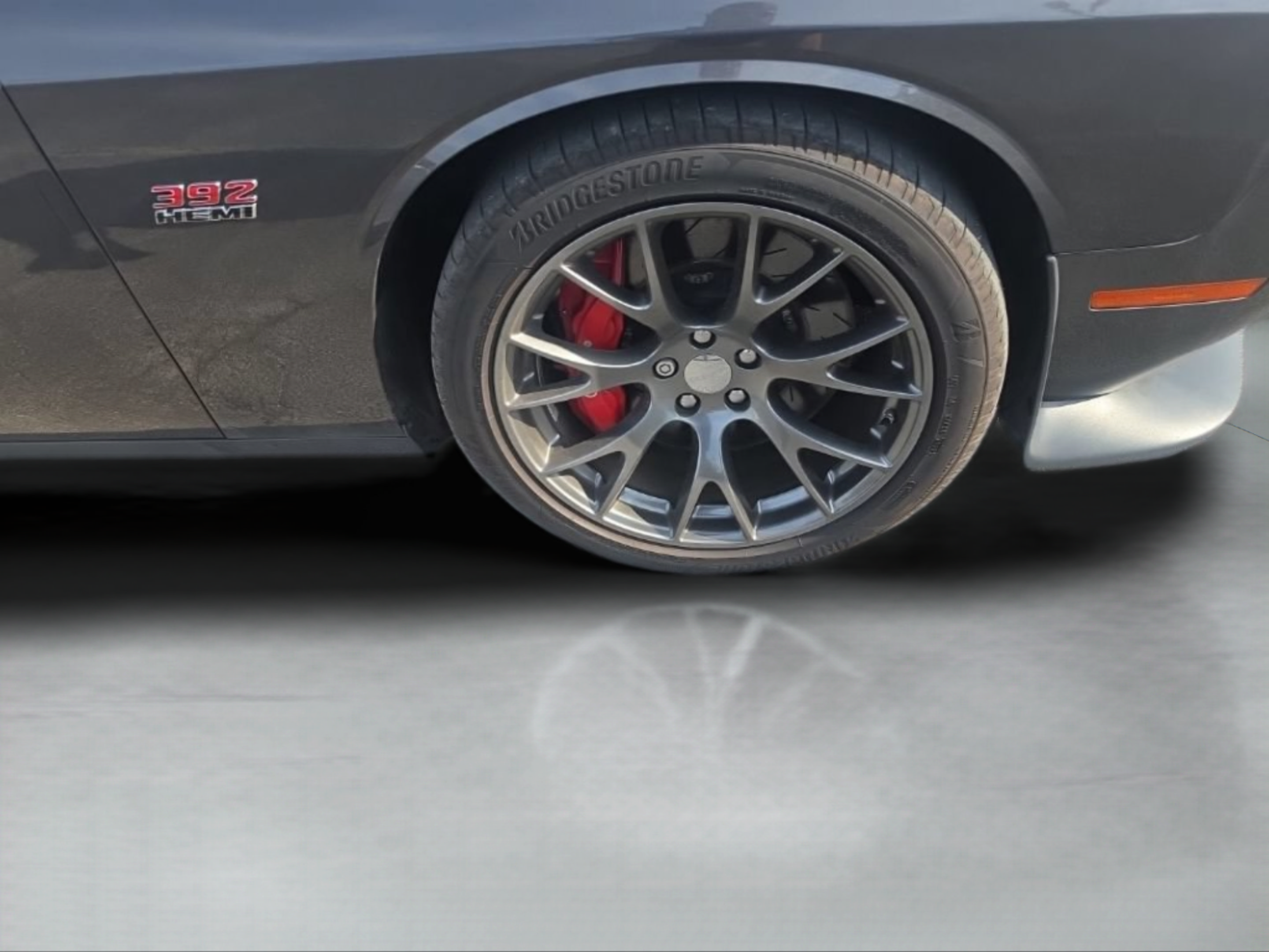 Used 2016 Dodge Challenger SRT w/ Technology Group RWD image 35