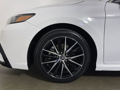 Certified 2024 Toyota Camry SE FWD image 11