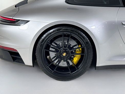 Used 2024 Porsche 911 Carrera GTS w/ Premium Package RWD image 33