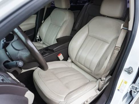 Used 2016 Buick Regal Premium w/ Driver Confidence Package #2 FWD image 14