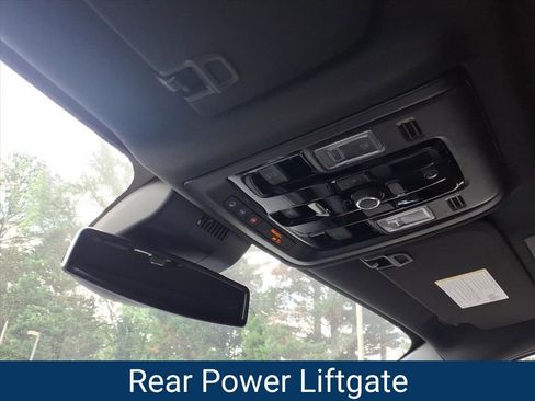Certified 2026 Chevrolet Tahoe Z71 w/ Comfort Package AWD/4WD image 18