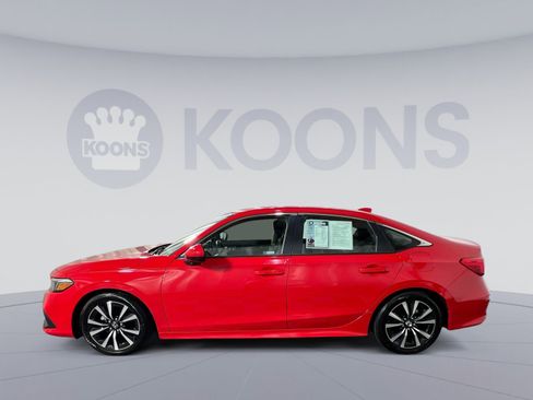 Used 2024 Honda Civic EX image 2