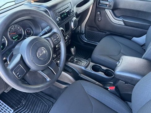 Used 2016 Jeep Wrangler Sport image 9