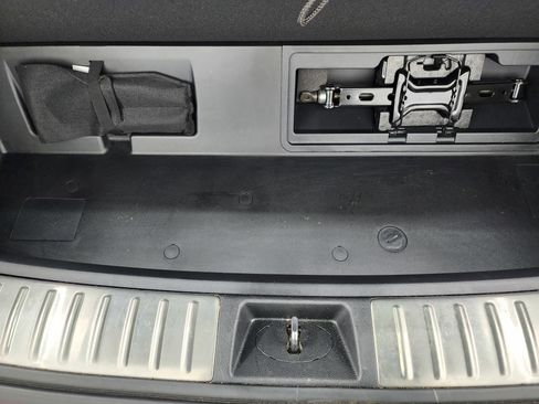 Used 2024 Hyundai Palisade Calligraphy image 28