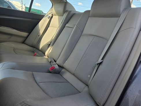 Used 2012 INFINITI G37 Journey w/ Premium Pkg image 13