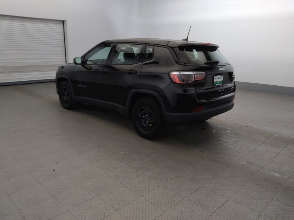 Used 2021 Jeep Compass Sport FWD image 3