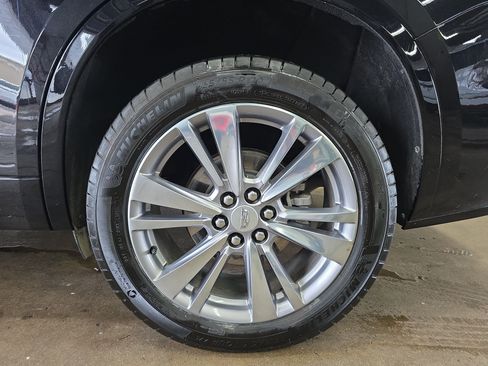 Used 2023 Cadillac XT6 Premium Luxury AWD/4WD image 34