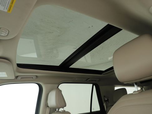 Used 2024 Ford Expedition Max Limited image 12