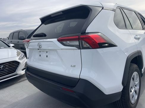 Used 2024 Toyota RAV4 LE image 4