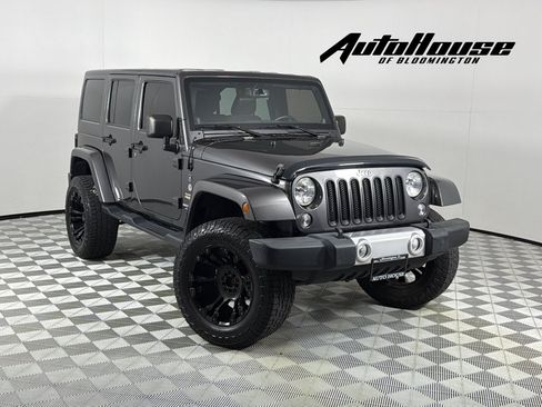 Used 2014 Jeep Wrangler Unlimited Sahara w/ Max Tow Package AWD/4WD image 1