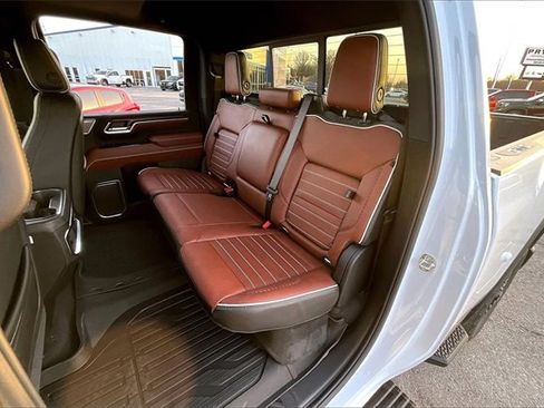 New 2026 GMC Sierra 2500 Denali Ultimate image 10