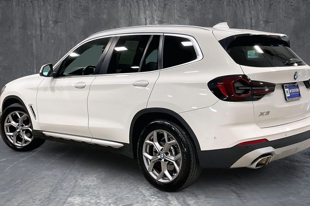 Used 2024 BMW X3 xDrive30i w/ Premium Package AWD/4WD image 4