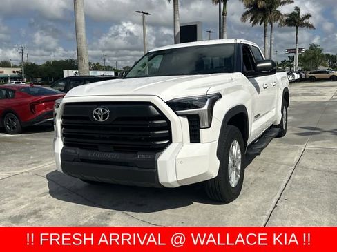 Used 2022 Toyota Tundra SR5 w/ SR5 Premium Package AWD/4WD image 2