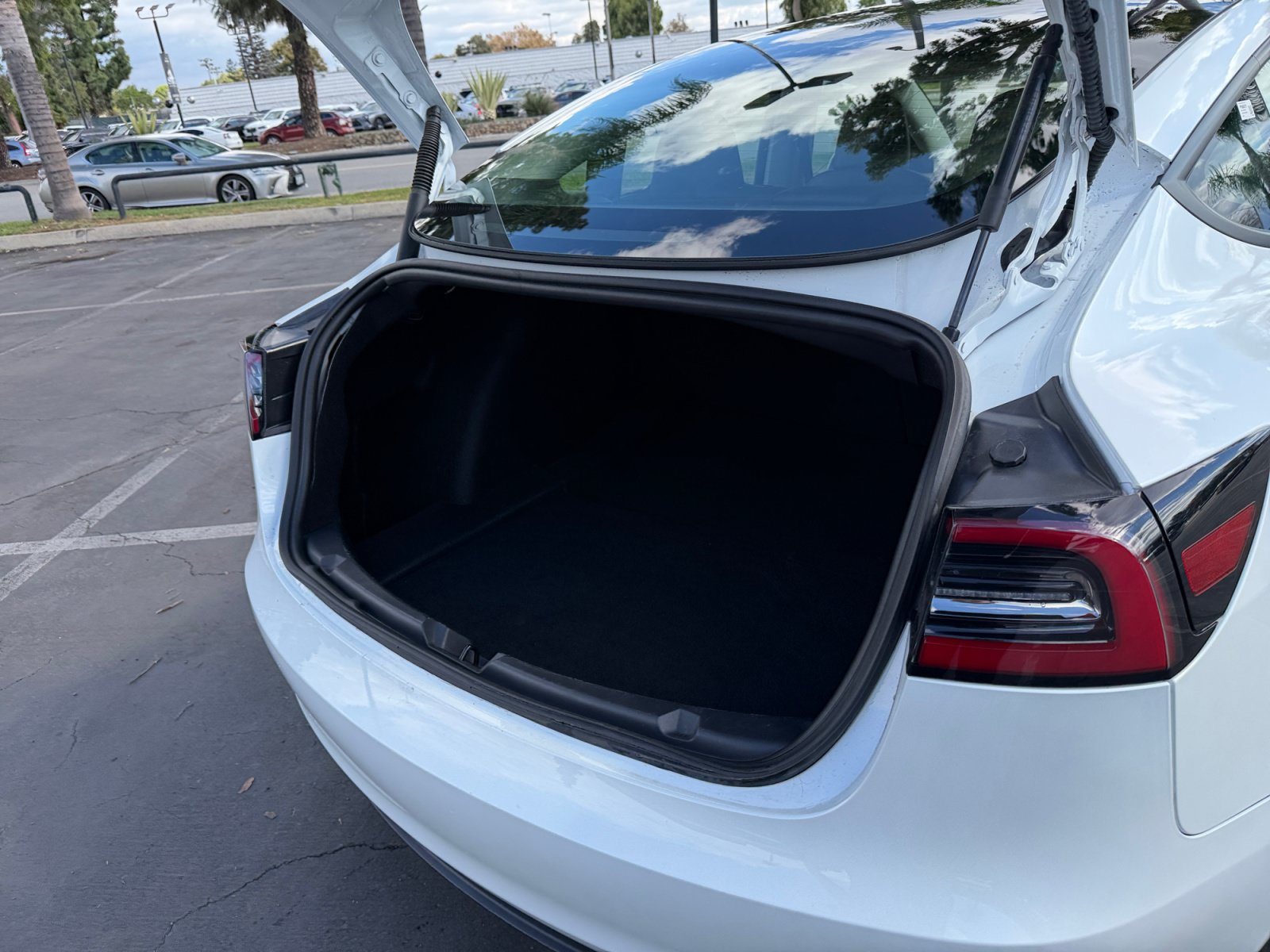 Used 2023 Tesla Model 3 Standard Range RWD image 19