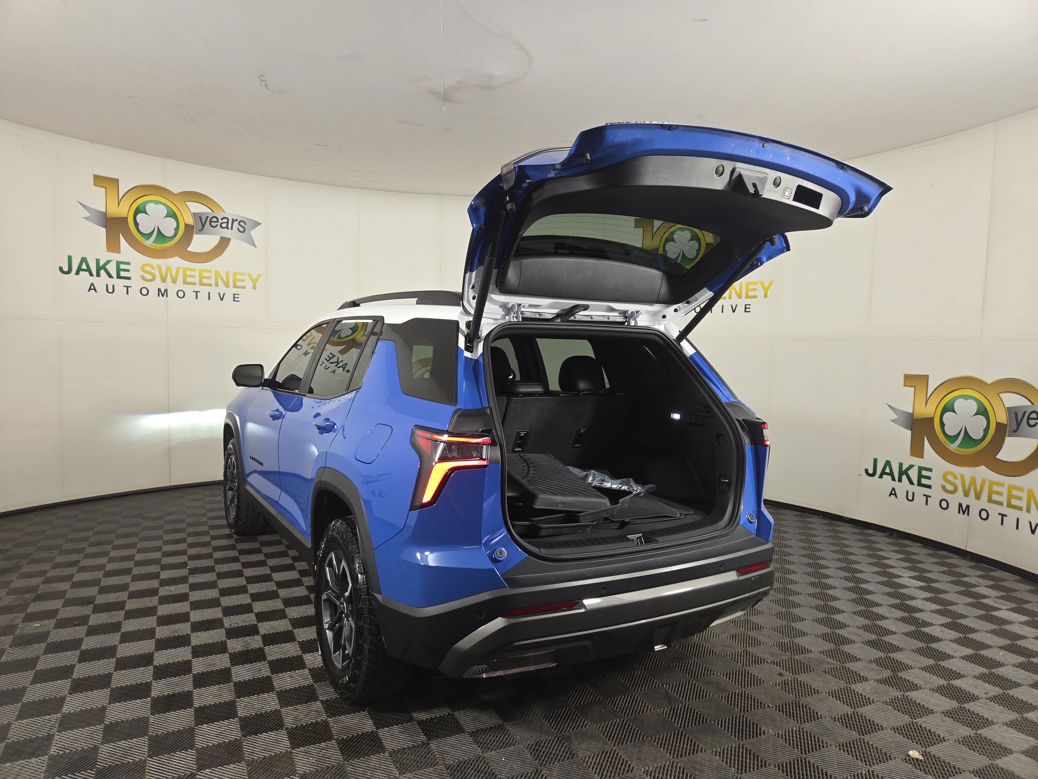 Certified 2025 Chevrolet Equinox ACTIV w/ Safety and Technology Package FWD image 32