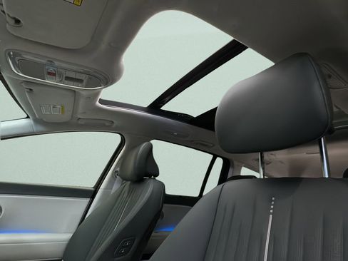 New 2026 Hyundai Ioniq 9 Calligraphy image 12