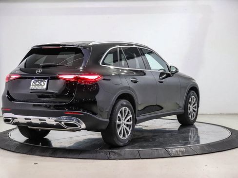 Used 2024 Mercedes-Benz GLC 300 image 4