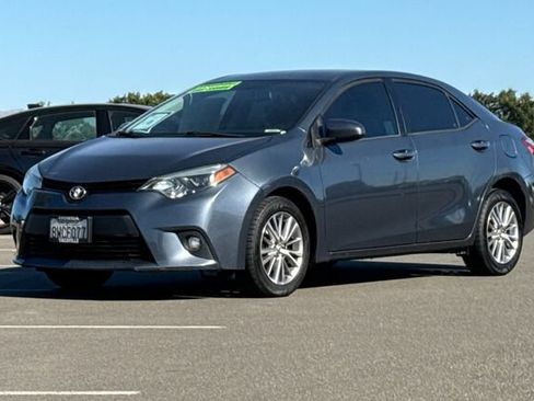 Used 2014 Toyota Corolla LE FWD image 8