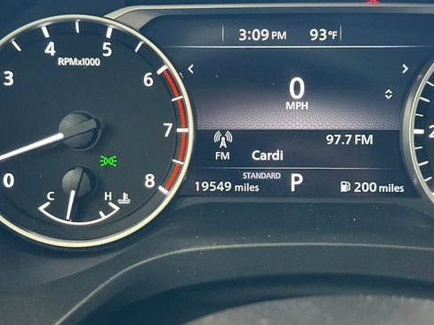 Used 2023 Nissan Rogue SV w/ SV Premium B Package FWD image 26