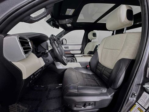 Used 2022 Toyota Tundra Capstone AWD/4WD image 11