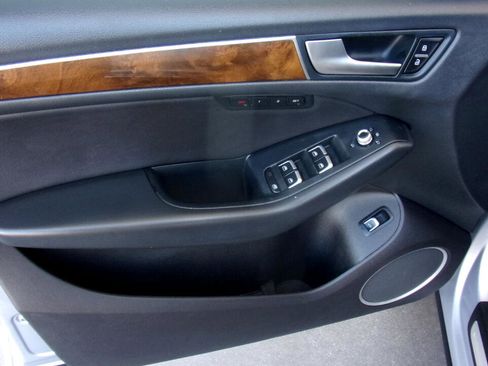 Used 2015 Audi Q5 3.0T Premium Plus image 10