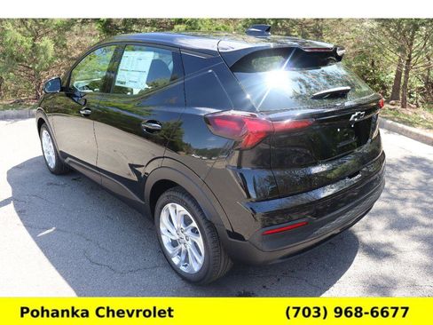 New 2027 Chevrolet Bolt LT w/ Comfort Package FWD image 5