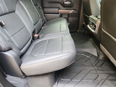 Used 2021 Chevrolet Silverado 1500 High Country w/ Technology Package image 28