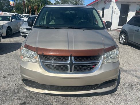Used 2012 Dodge Grand Caravan SE FWD image 8