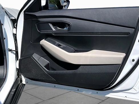 Used 2023 Honda Accord EX image 34