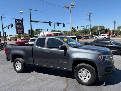 Used 2016 Chevrolet Colorado W/T w/ WT Convenience Package AWD/4WD image 10